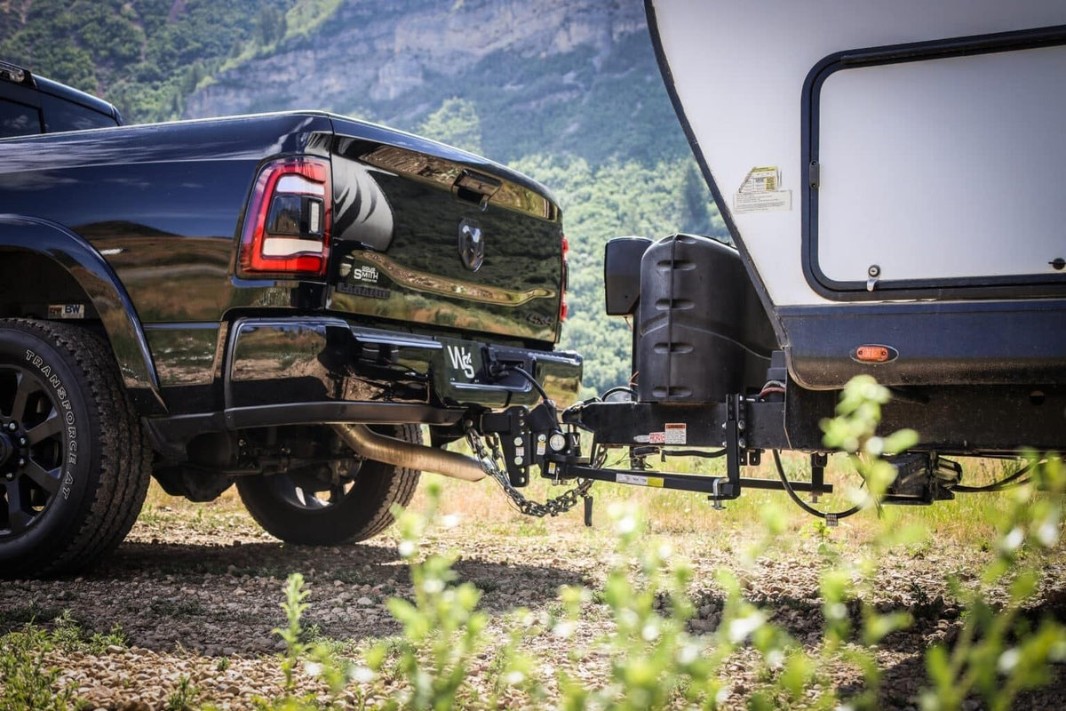 Weight Distribution Hitch with Anti-Sway, 8" Drop, 2" Shank, 8,500-lb Towing Y236