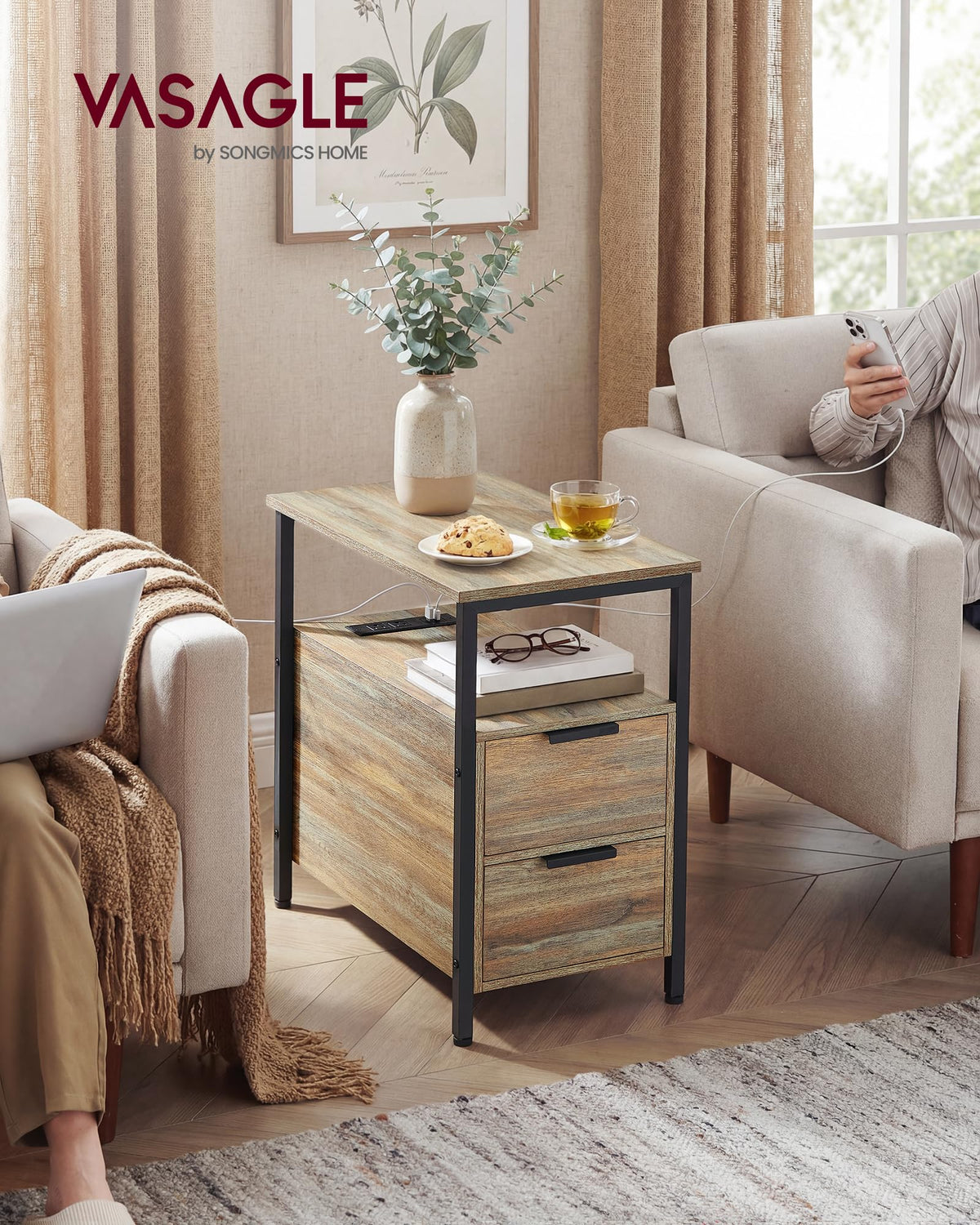 Side End Table with Charging Station Z504